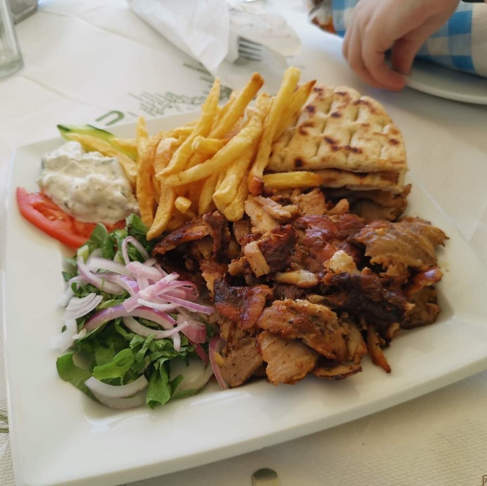 Plato mixto de especialidades griegas